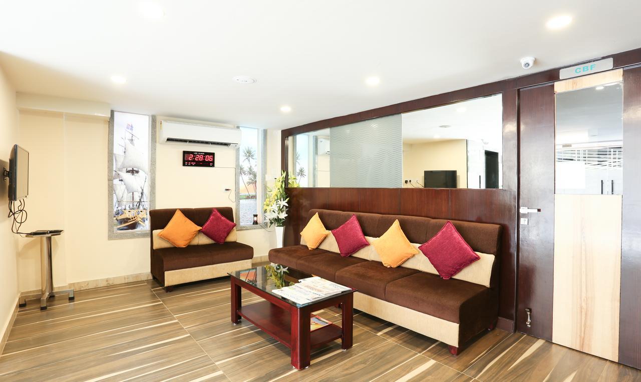 ทรีโบ เทรนด์ ซี พลาซา Hotel วิเจยาวารา ภายนอก รูปภาพ