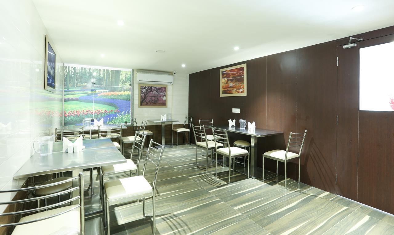 ทรีโบ เทรนด์ ซี พลาซา Hotel วิเจยาวารา ภายนอก รูปภาพ